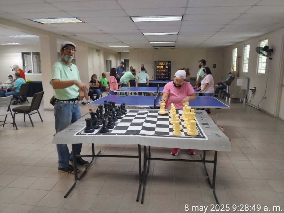 Niños del Proyecto Claudette Toro llenan de alegría el área de juegos en San Germán